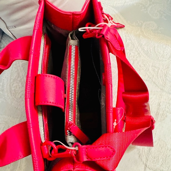 Betsey Johnson Pink Tote Bag - Picture 7 of 8